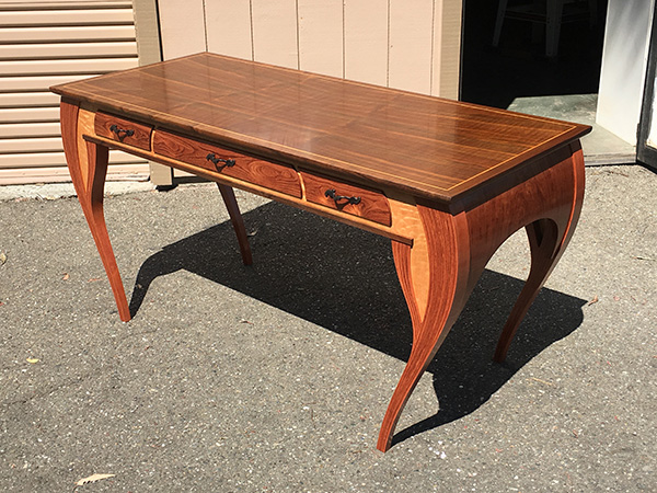 Smoke Desk - Snapshot